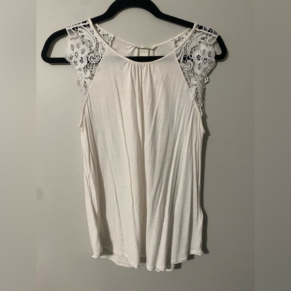🤍h&m Blouse with lace sleeves